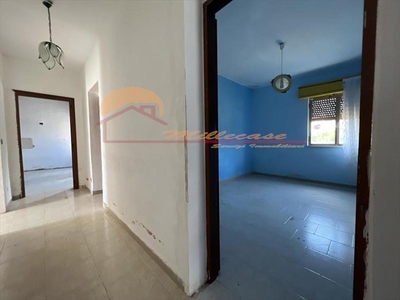 Villa in Vendita a Siracusa, zona Isola, 170'000€, 150 m²