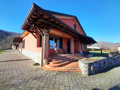 Villa in vendita a Tresana Massa Carrara Barbarasco