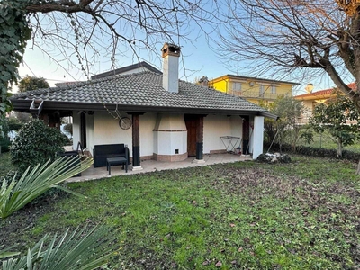 Villa in vendita a Venezia Asseggiano, Gazzera