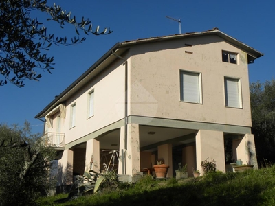 Villa in vendita a Capannori Sant'andrea In Caprile