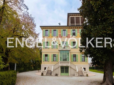 Appartamento di lusso di 221 m² in vendita Padova, Veneto
