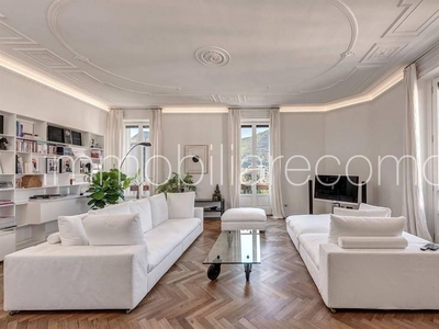 Appartamento di lusso di 260 m² in vendita Via Mentana, Como, Lombardia