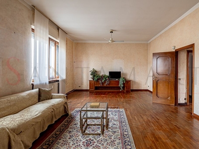 Appartamento di lusso di 160 m² in vendita Via Beatrice D'este, Milano, Lombardia