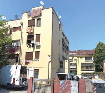 Appartamento in Vendita in Via Altichieri da Zevio 61 int.45 a Padova