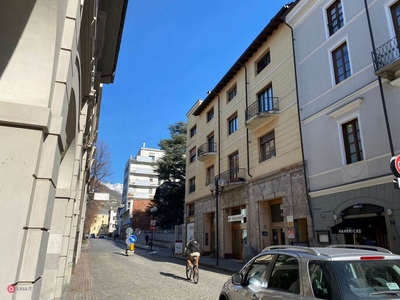 Appartamento in Vendita in Via XAVIER DE MAISTRE 18 a Aosta