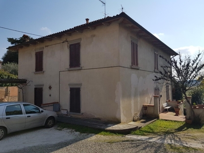 Casa indipendente con giardino a Capannoli