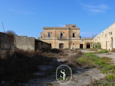 Lussuoso casale in vendita Strada Comunale Madonna delle Grazie, Cavallino, Puglia