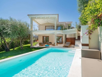 Esclusiva villa di 200 mq in affitto via Omodeo, San Teodoro, Sassari, Sardegna