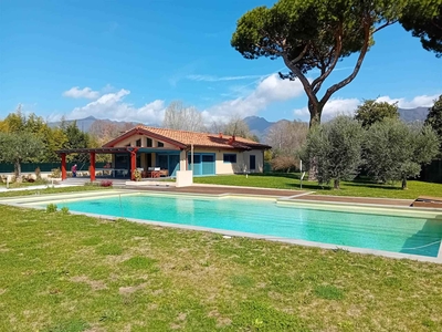 Villa in vendita a Pietrasanta Lucca Vaiana