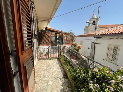 Casa a Messina in Via San Pietro, Zafferia, Zafferia