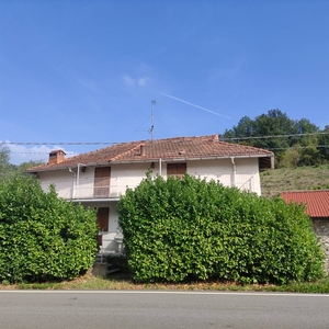 Casa semi indipendente in vendita a Rocchetta Ligure Alessandria