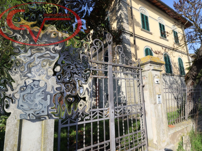 Villa a Montevarchi - Rif. 6685