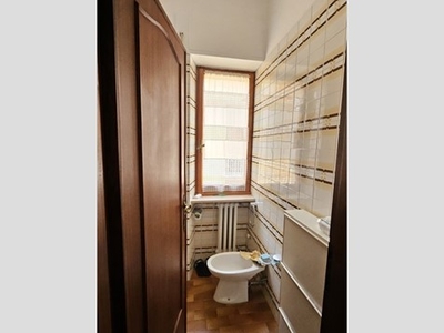 Appartamento in Vendita a Frosinone, 149'900€, 140 m², arredato