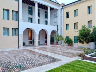Appartamento in Vendita in Contrà San Tomaso 30 a Vicenza