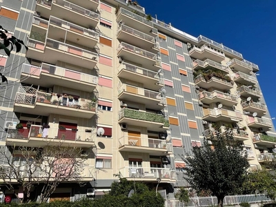 Appartamento in Vendita in Via Castellana 64 a Palermo