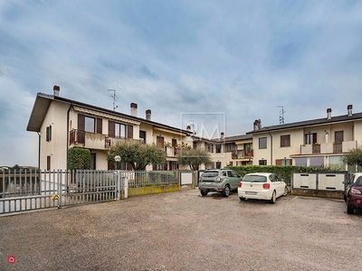 Appartamento in Vendita in Via Comotto a Villafranca di Verona