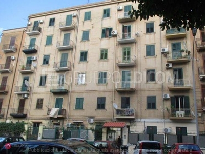 Appartamento in Vendita in Via delle Cliniche a Palermo