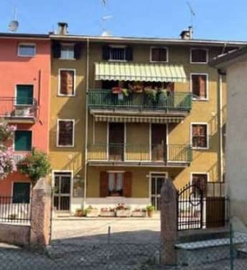 Appartamento in Vendita in Via San Apollinare a Grezzana