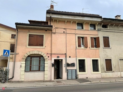 Appartamento in Vendita in Via Stanga 32 a Verona