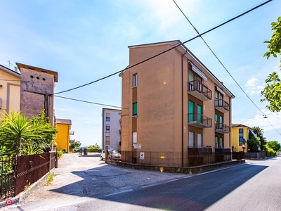 Appartamento in Vendita in Via Vittorio Piatti 17 a Verona