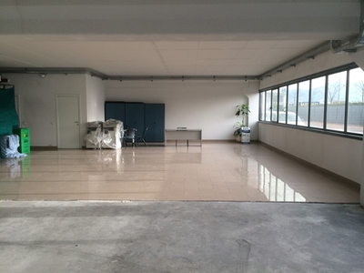 Attività commerciale in Affitto a Pisa, zona Ospedaletto, 1'700€, 170 m²