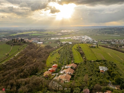 Casa Bi/Trifamiliare in Vendita in Via Boscopiano a Negrar di Valpolicella