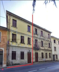 Casa Bi/Trifamiliare in Vendita in Via Guardino Colleoni 151 a Thiene