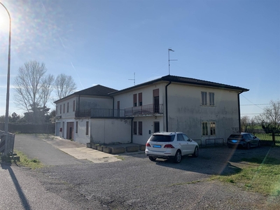 Casa singola in vendita a Fratta Polesine Rovigo Paolino