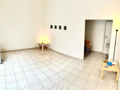Immobile commerciale in Affitto a Roma, zona Montesacro, 450€, 24 m²