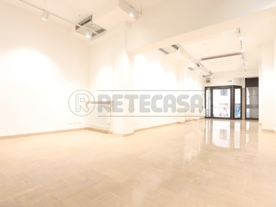 Immobile commerciale in Affitto a Vicenza, 2'000€, 135 m²