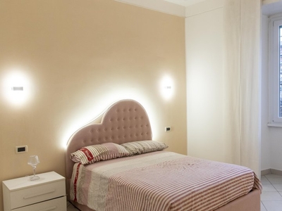 Luminoso appartamento con 1 camera da letto in affitto a San Giovanni, Roma