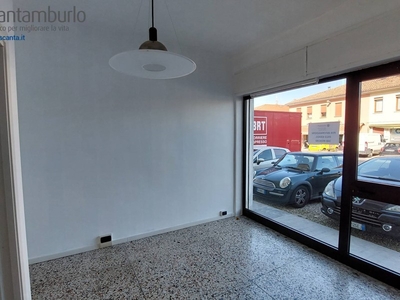 Magazzino in Affitto a Treviso, zona S. Bona, 350€, 19 m²