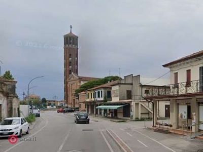 Negozio/Locale commerciale in Vendita in Piazza San Michele a Quarto d'Altino