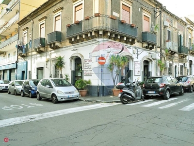 Negozio/Locale commerciale in Vendita in Via Duca Degli Abruzzi 151 a Catania
