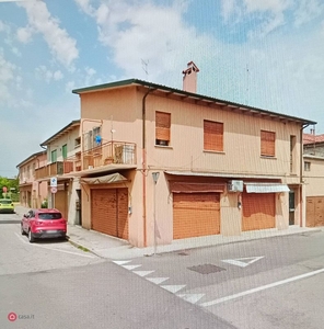 Negozio/Locale commerciale in Vendita in Via Ivancich a Venezia