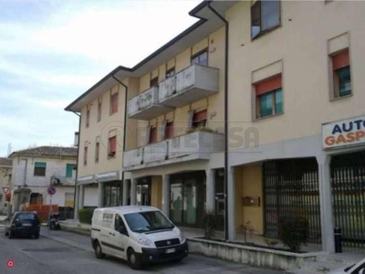 Negozio/Locale commerciale in Vendita in Via Marconi 38 a Longare