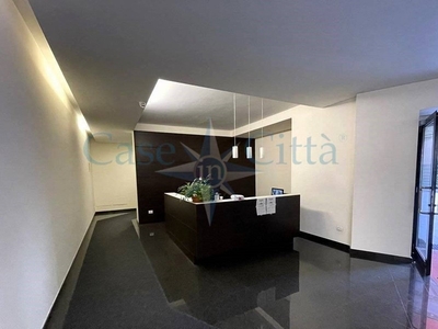 Quadrilocale in Vendita a Milano, zona De Angeli, 545'000€, 115 m²