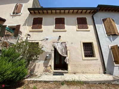 Rustico/Casale in Vendita in Via Alberone a Caldiero