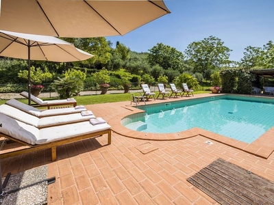 Villa dei Limoni con piscina nelle colline di Ripatransone, 15 minuti dal mare Adriatico