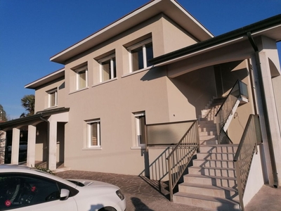 Villa in Vendita in Via Cà del Lago 2 a Cerea