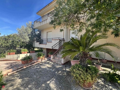 Villa in Vendita in Via L. 29 16 a Misilmeri