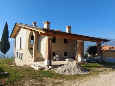 Villa in Vendita in Via Meletta a San Giovanni Ilarione