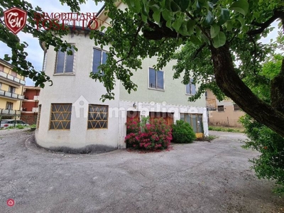 Villa in Vendita in Via Pecori Giraldi 13 a Vicenza