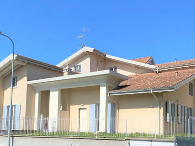 Villa nuova a Azzano Mella - Villa ristrutturata Azzano Mella