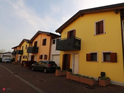 Villetta a schiera in Vendita in Via Padana Inferiore Ovest 765 a Legnago