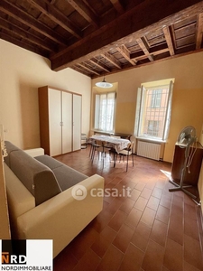 Appartamento in Affitto in a Mantova