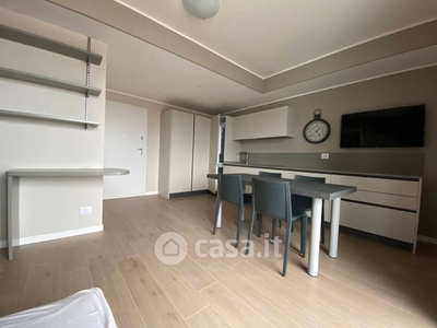Appartamento in Affitto in Corso Alcide de Gasperi a Cuneo