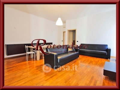 Appartamento in Affitto in Via Ariberto a Milano
