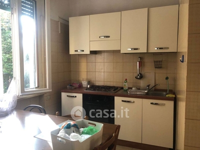 Appartamento in Affitto in Via Francesco Crispi a Pisa