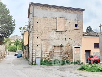Appartamento in Affitto in Via Teatro Romano a Benevento